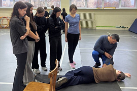 Мурманские старшеклассники учились оказывать первую помощь в стенах МАУ